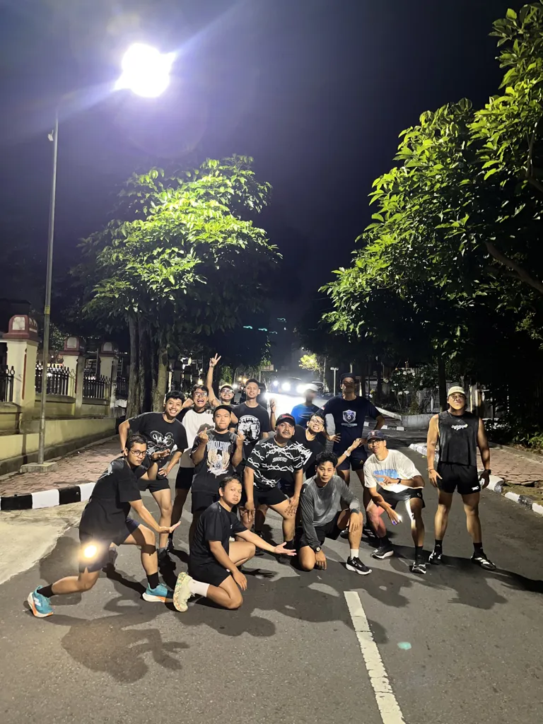 night run 5k bersama poison running